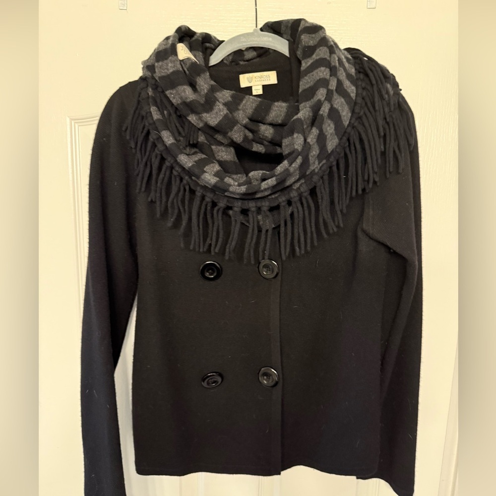 Kinross Cashmere Black and Grey Fringed Infinity Scarf - Picture 3 of 13